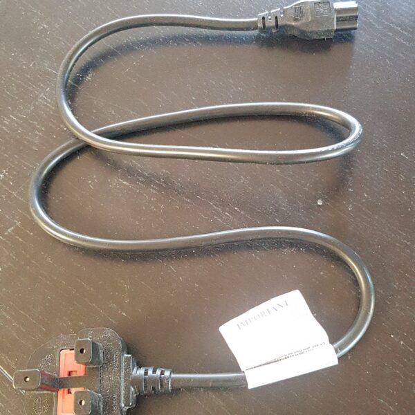 Cable UK plug 80cm with  "Mickey" TriPole connector